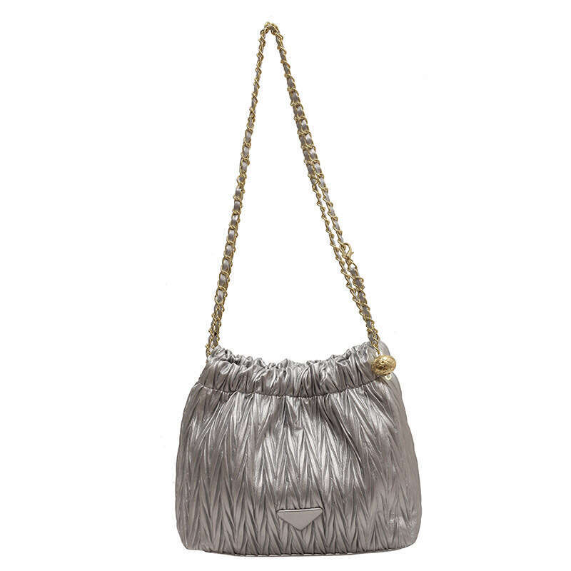 2025 new niche design women's diamond grid chain shoulder bag, high-end and stylish pleated versatile bucket bag