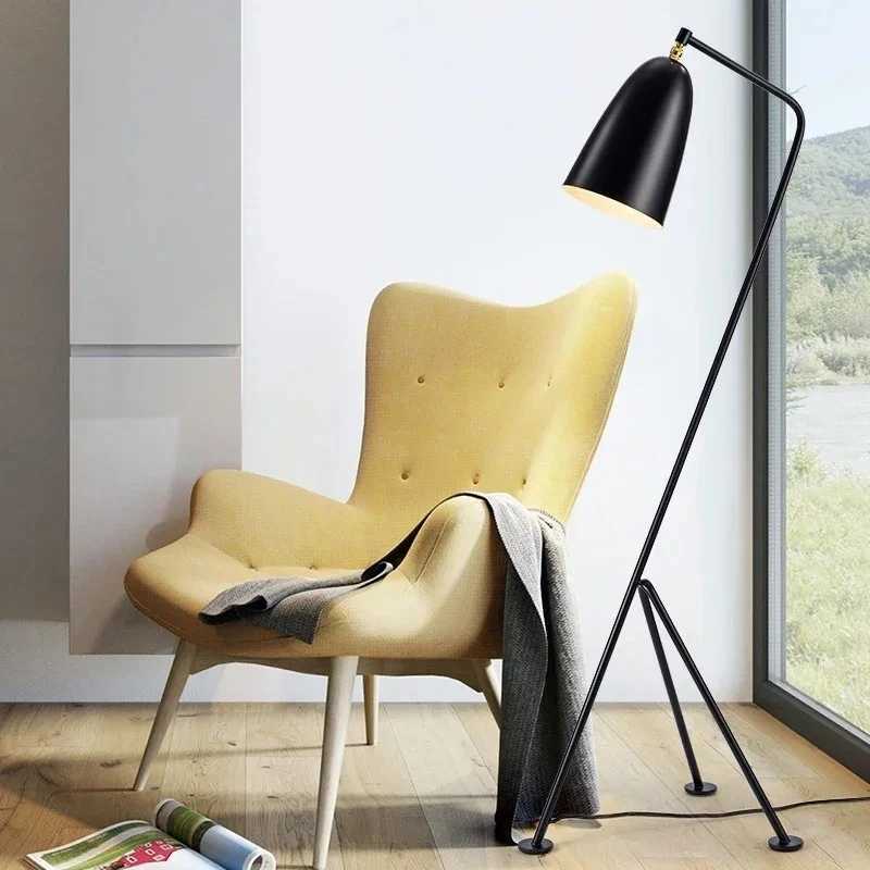 Denmark Designer Grasshopper Black White Floor Lamps for Living Room Studio Tripod Lambader Standing Lamp Stand Light M251119