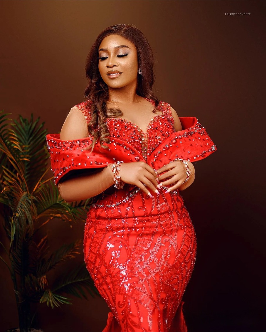 Plus Size Prom Dress With Detachable Train Red Mermaid Promdress Evening Formal Dresses For Women Sheer Neck Beaded Lace Second Reception Gowns Vestid