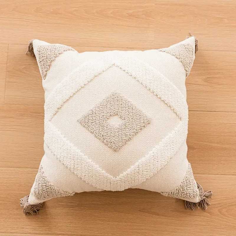 Beige Coffee Loop Tufted Cushion Cover Geometric Semicircle Embroidered Crocheted Throw Cover Decorative s for SofaM251119