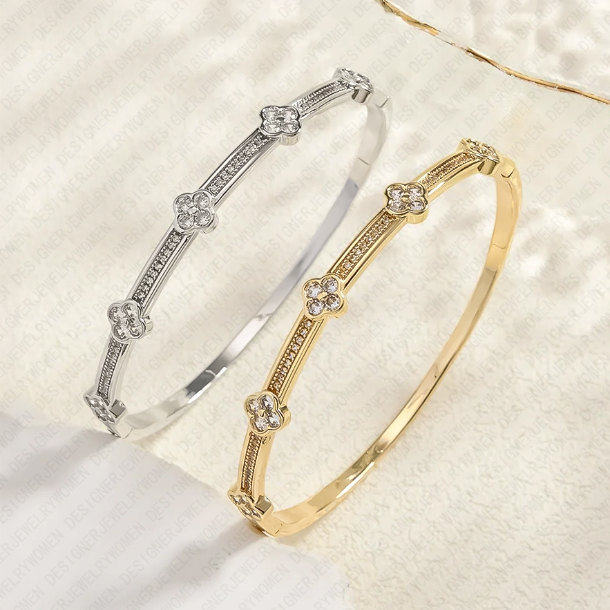 Designer Bracelet Bracelet for Women Bracelets Flower Bangle Full Pave Bangles Luxury Jewlery Designer for Women Elegant Timeless Sparkling Gift Premi
