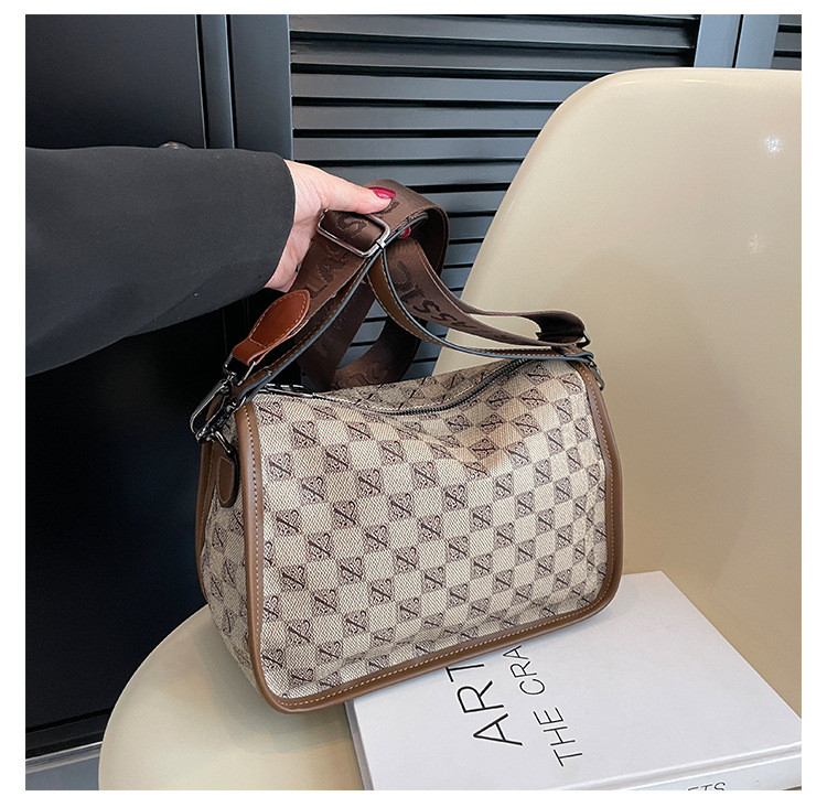 Free shipping designer bags New Checkered Handbag Fashion Practical Single Shoulder Crossbody Bag Weave casual and fashionable bags