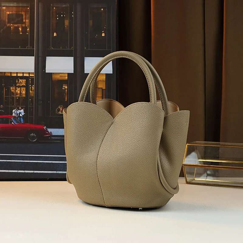 Solid Color, Simple, Atmospheric, Fashionable Handbag, Mother Tulip Bag, Versatile Daily Commuting Crossbody Bag