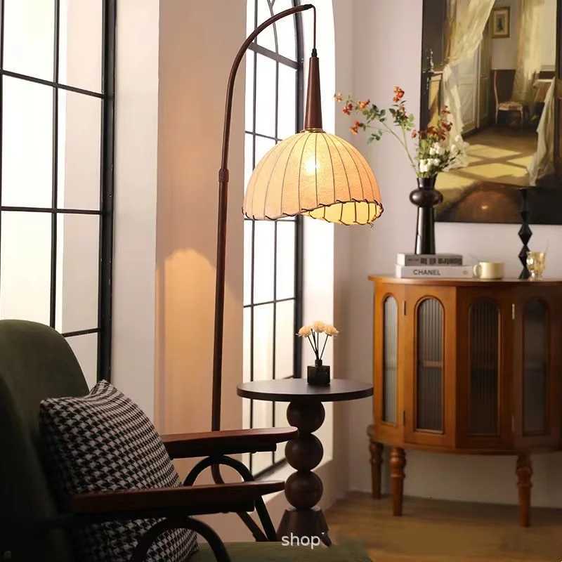 Living Room Floor Lamp French Antique Style Wabi Sabi Style Explosive Fire New Chinese Retro Bedside Lamp Shelf Light 2024 New M251119