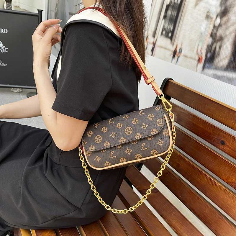 Fashionable Ladies Hand Bag Shoulder Strap Leather Messenger Style By Elegant Designer For Women ChicW251119