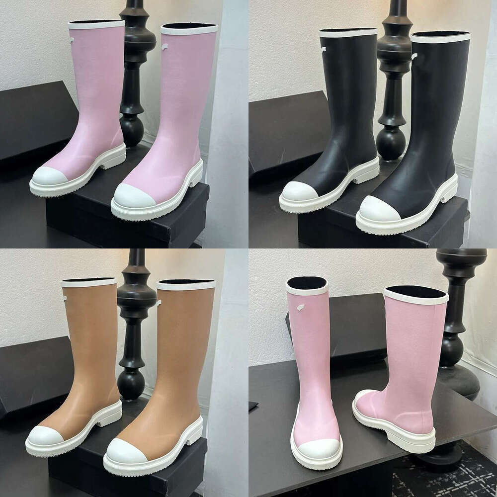 26cc Luxury womens Rainboots casual shoe non-slip waterproof knight long lady rain boots Outdoor Leisure shoes designer rain boot woman