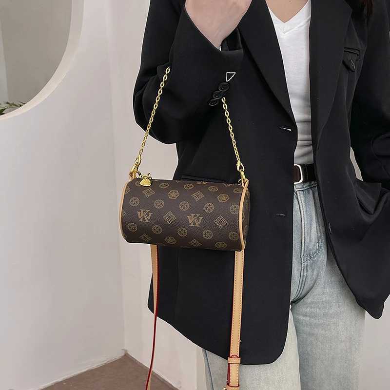 Chic Vintage Clutch Bag For Party - Minimalist Stylish Womens Purse With Designer Letter Retro CharmW251119