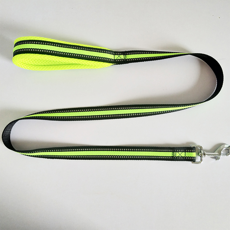 Pet Supplies Direct Supply for Cross-Border E-Commerce: Pet Life Jackets, Pet Swimwear, Pet Harnesses, and Leashes
