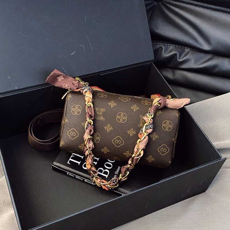 Designer Women Crossbody Bag Leather Elegant Shoulder Bag Classic Vintage Style Luxury Fashionable ToteW251119