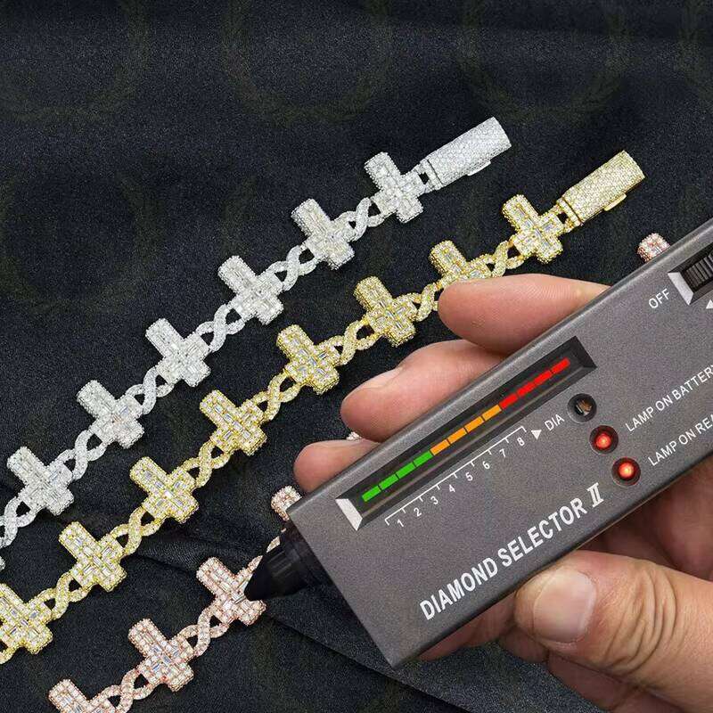 Christian Hip-Hop Pass Tester S Sier GRA Iced Baguette VVS Moissanite Cross Cuban Men and Women Chain