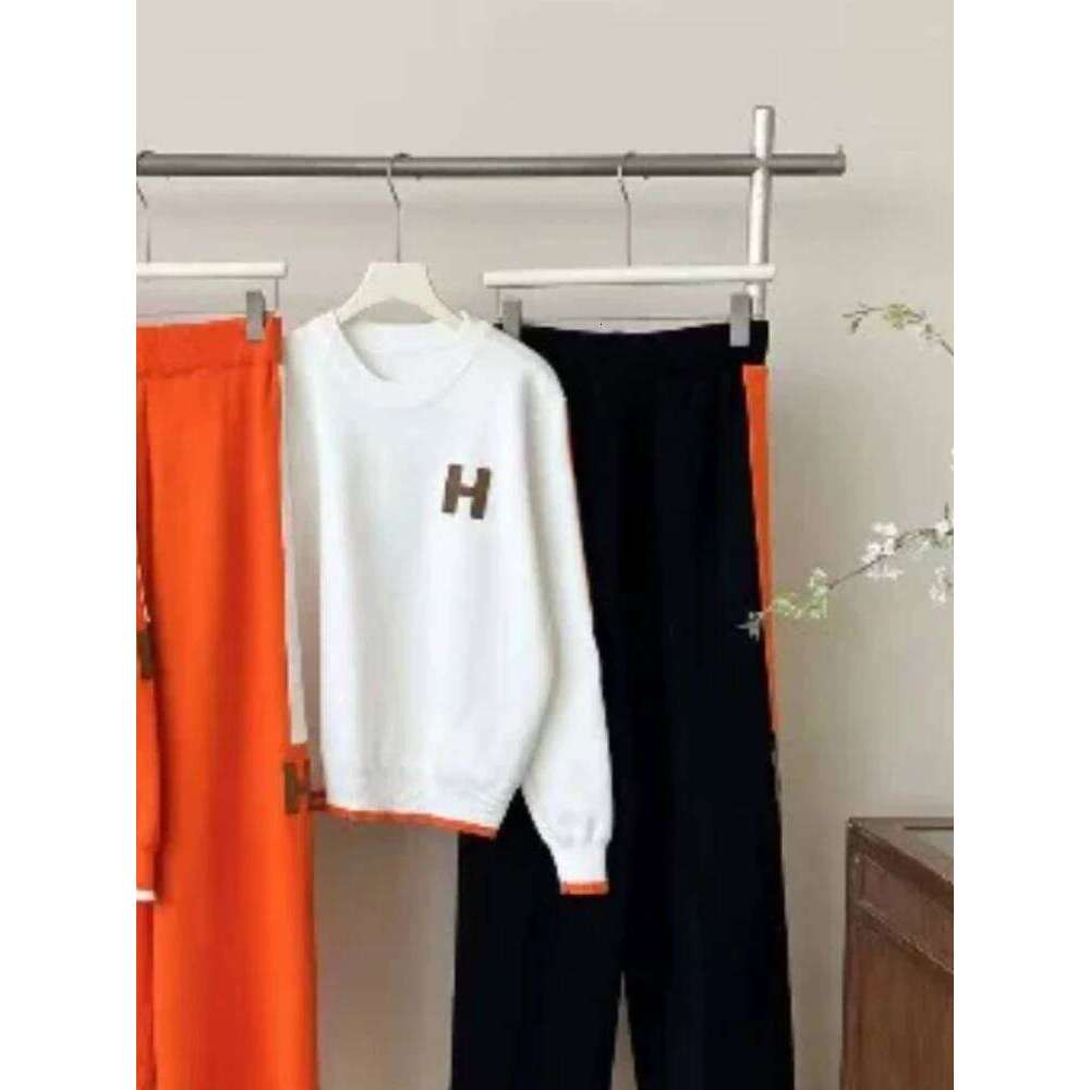 Spring And Autumn Round Neck Long Sleeve Knitted Shirt Top Loose Wide Leg Pants Elegant Women's Two Piece Set