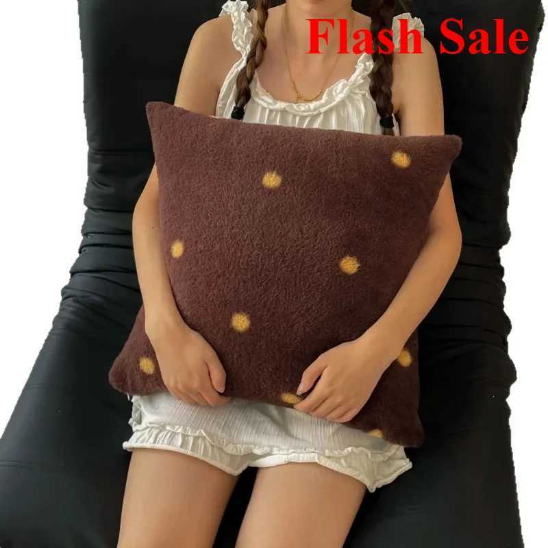 2025 new sheep wool throw cartoon small fresh throw living room bedroom 45x45cmM251119