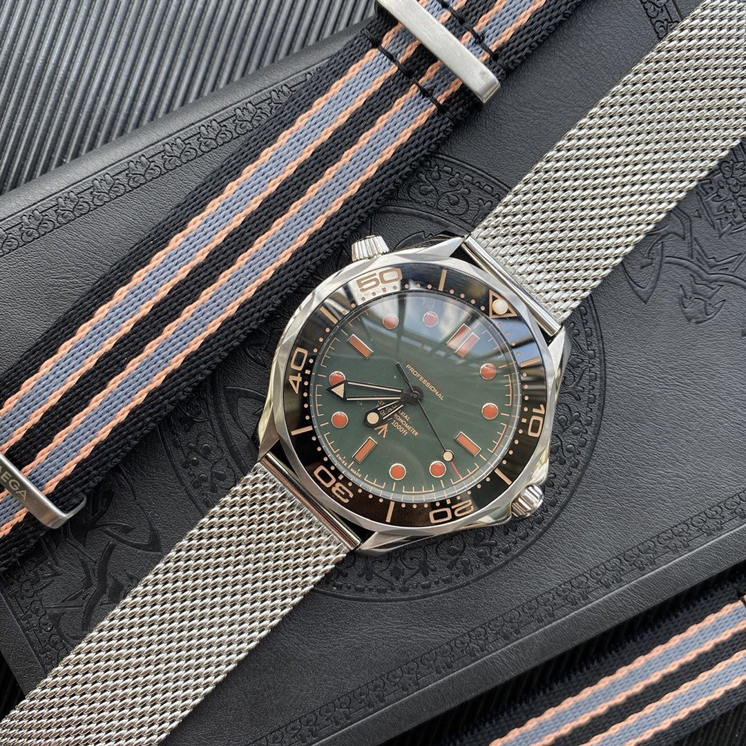 Swiss watch men's wristwatch - the Seahorse series automatic mechanical 007 edition men's watch - with extremely strong night light effect