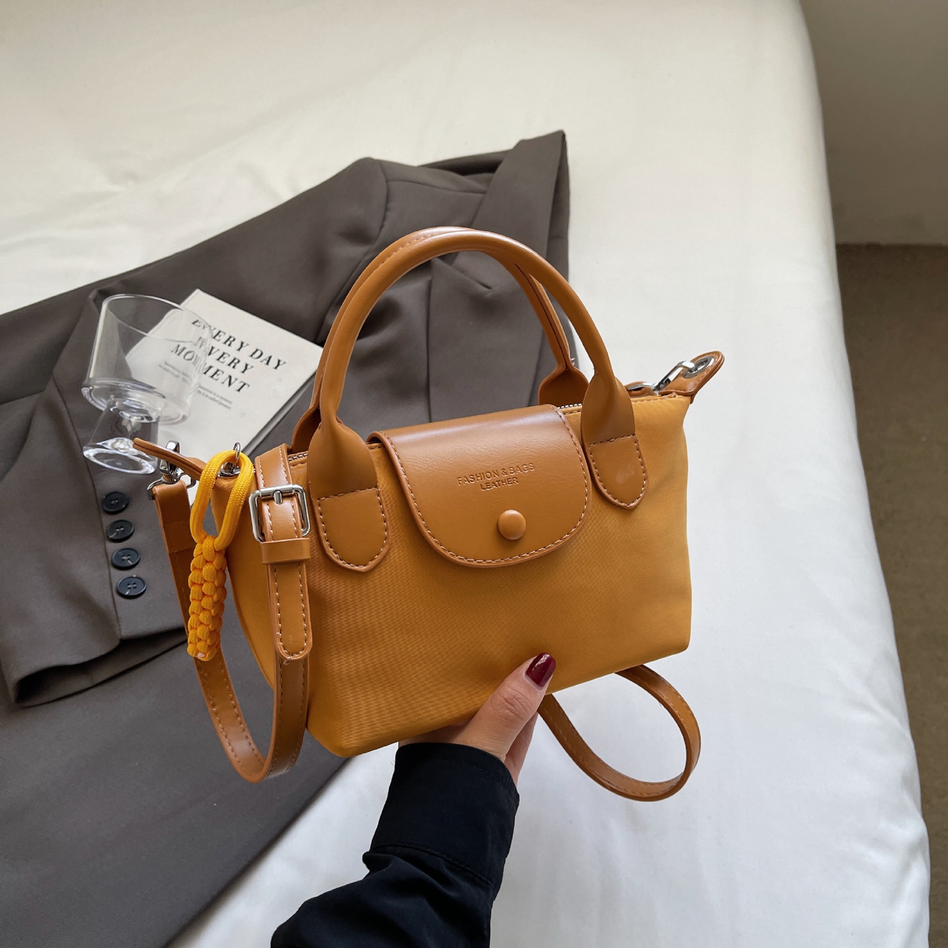 Free shipping Designer bag autumn and winter niche shoulder crossbody bag fashionable versatile velvet casual commuting texture simple handbag for wom