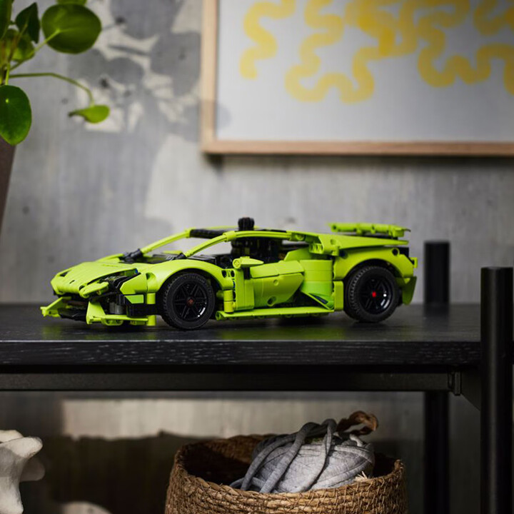 LEGO 42161 Lamborghini Hurac Tecnica Technology Mechanical Group Male and Female Creative Building Blocks