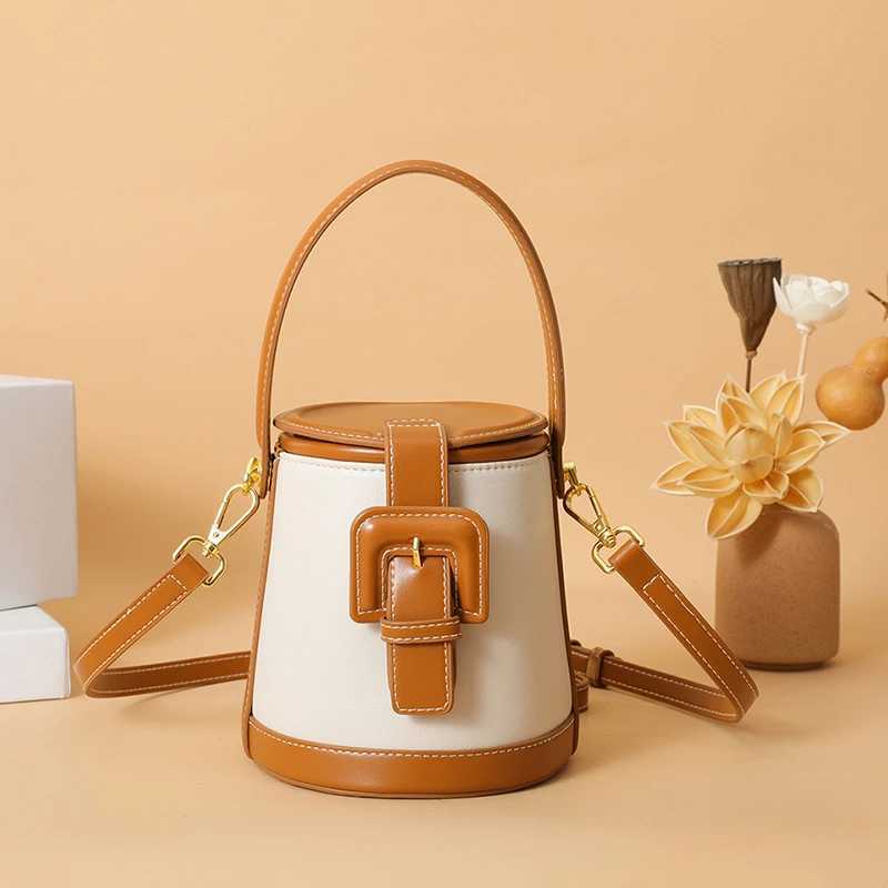 New Fi Design Box Shape Cross Body Bag Fem Short Handle Bag Cowhide Leather Wen Small Shoder Bag Bucket Bag Y251120