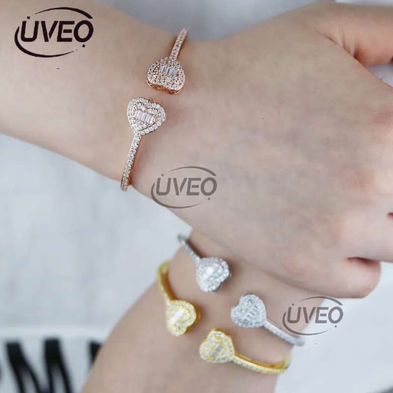 Free Shipping Heart Love Shape Adjustable Bangle Bracelet Women Men Hip Hop Iced Out Bg Cubic Zirconia Couple Jewelry Gift