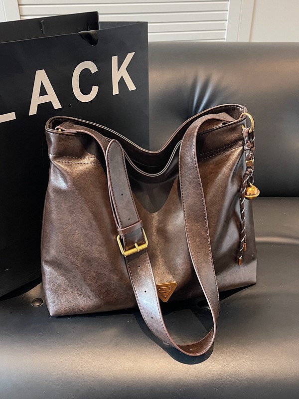 Large-capacity commuter underarm bag for women 2025 style versatile commuter crossbody bag simple and fashionable tote bag