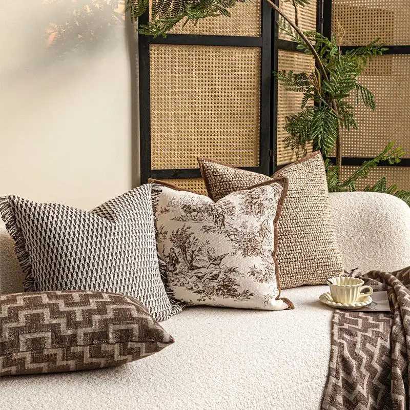 Pillow Case Retro Brown Color s Geometric Jacquard Cushion Case Luxury Simple High Quty Decorative Cover For Sofa Chair Home C251120