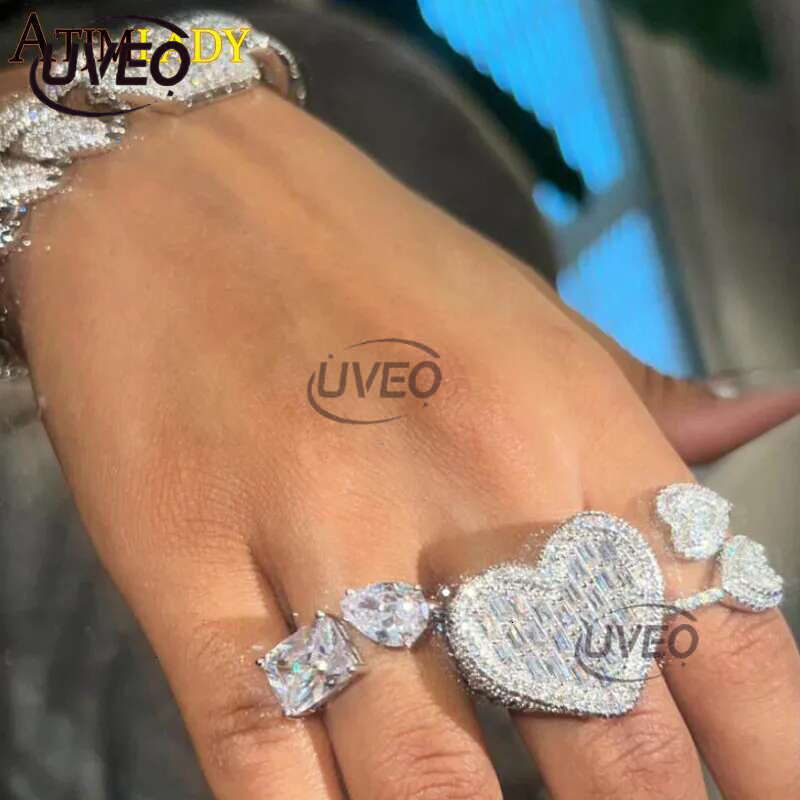 Big Heart Shaped moissanite Dia 14k gold Full Paved White Baguette CZ Iced Out Bg Square Cubic Zircon Fashion Lover Jewelry Sier Ring for Women Men