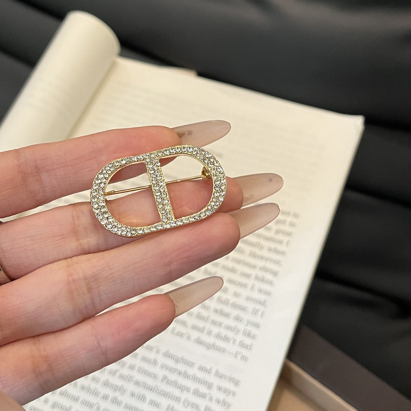 Geometry Designer Brooches Women Men Couples Luxury 18k Gold Plated Stainless Steel Rhinestone Crystal Pearl Brooch Suit Pin Fashion Jewelry Accessories