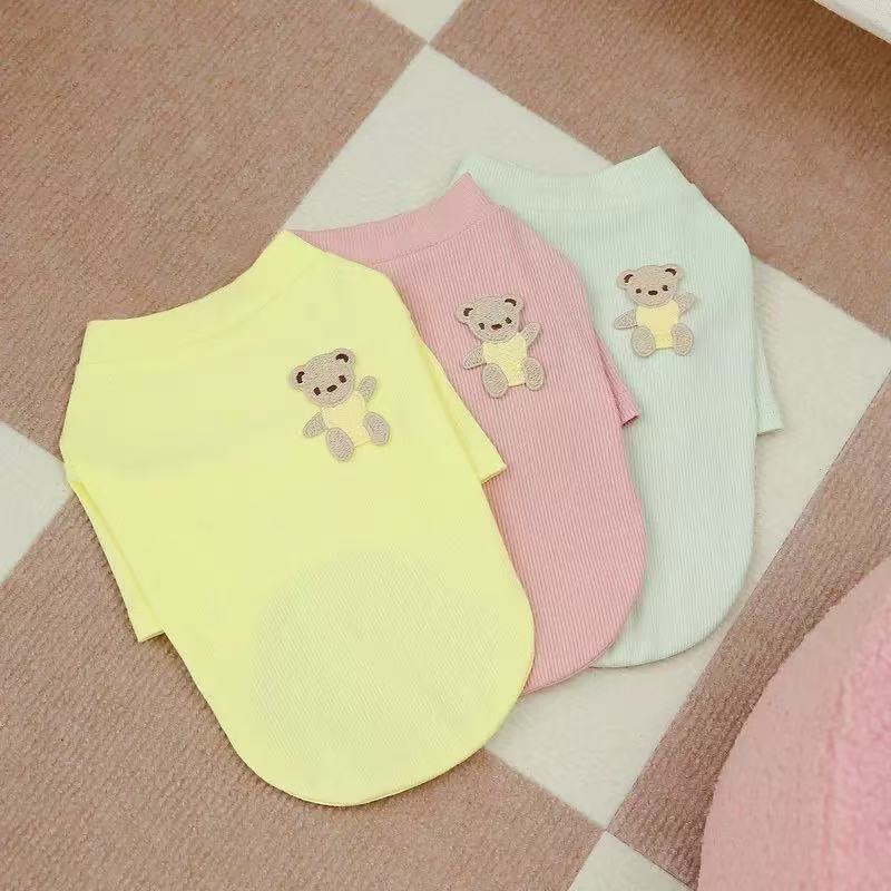 T0002 Spot pet summer cat and dog clothes pet dog clothes vest T-shirt summer 24 Yang Yang bear T-shirt
