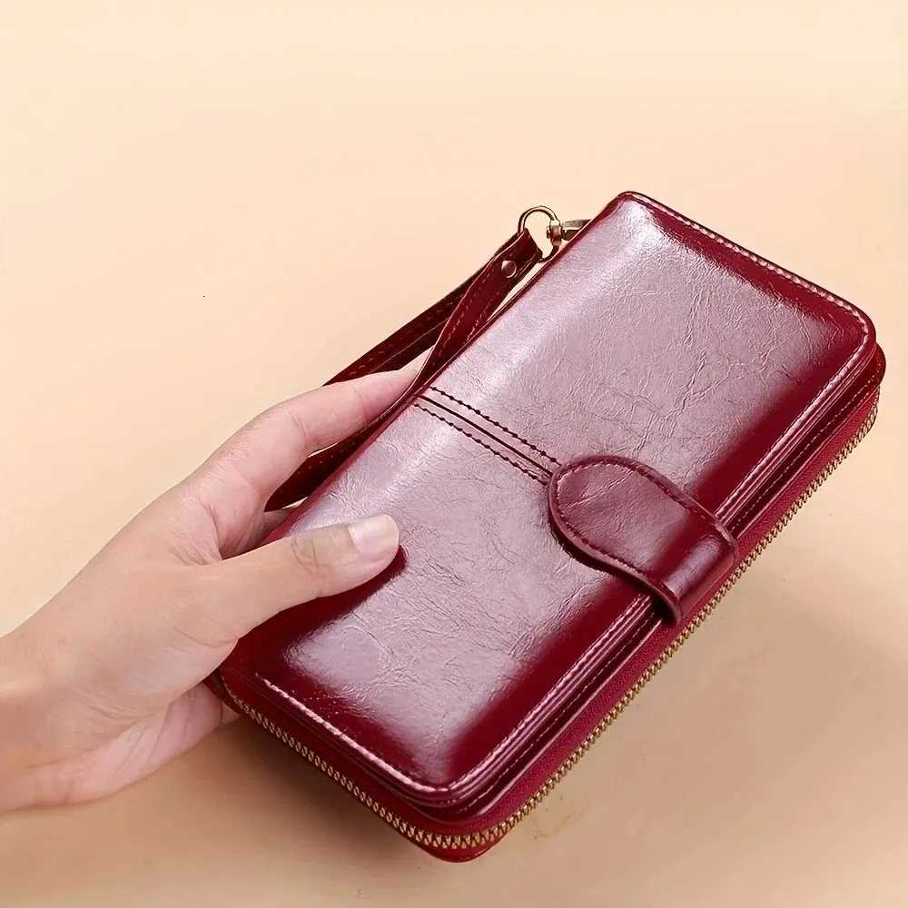 Womens Vintage Oil Wax PU Leather Clutch Wallet Female Large Capacity Phone Purse Ladies Wristband Simple Card Holder Pouch BagW251120