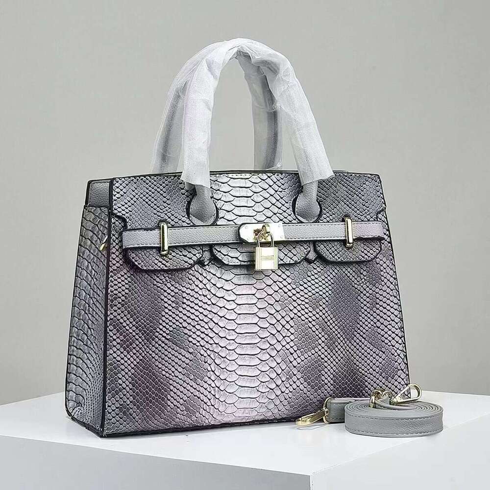 Designer Bag Versatile Fashionable Large Capacity Handbag, Women's Shoulder Bag, Shiny Leather, Stone Patterned Handbags