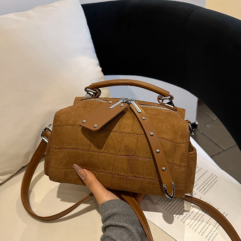 Cross-Body Bag Pillow Bag Fashionable Go Out All Kinds Of Boston Handbag Light Luxury Exquisite Shoulder High Sense Matte Bag 2025