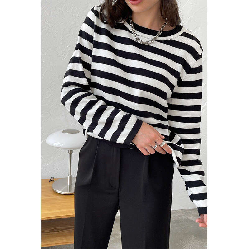 hoodie Women's Wear Round Neck Knitted Spring , Versatile Classic Striped Pullover Sweater For Women jacket