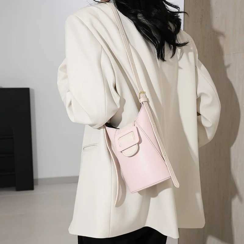 Fiable Ladies Shoder Bag Made Of Soft Leather Boa Paris Style And Casual Vintage Chic Look Y251120