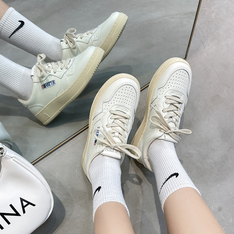 Women's Genuine Leather Platform White Sneakers Korean Niche Versatile Lace-Up Trainers Outdoor Board Shoes Platform Footwear