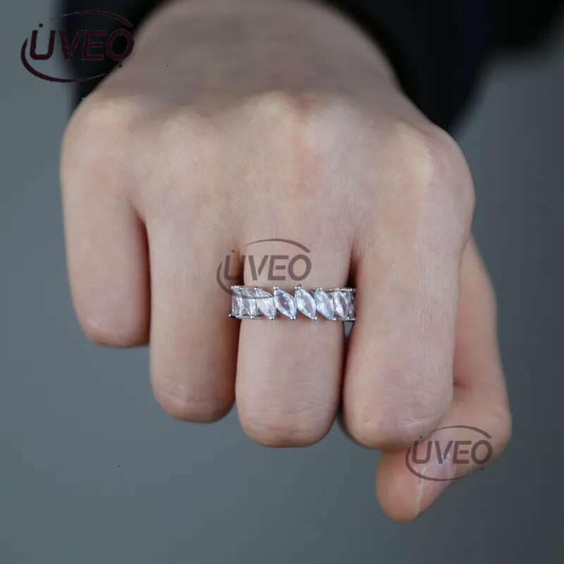 Sterg Sier Horse Eye Ring Fashion Women Finger Jewelry Iced Out Bg Cubic Zirconia Paved Cz Wedding Rings