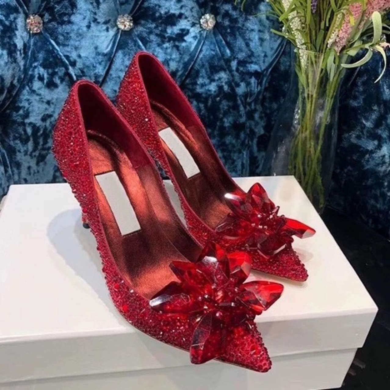 European Wedding Shoes Female Rhinestone Crystal Shoes Stiletto Pointed Red Bridal Shoes Fashion Bridesmaid High Heel 251011