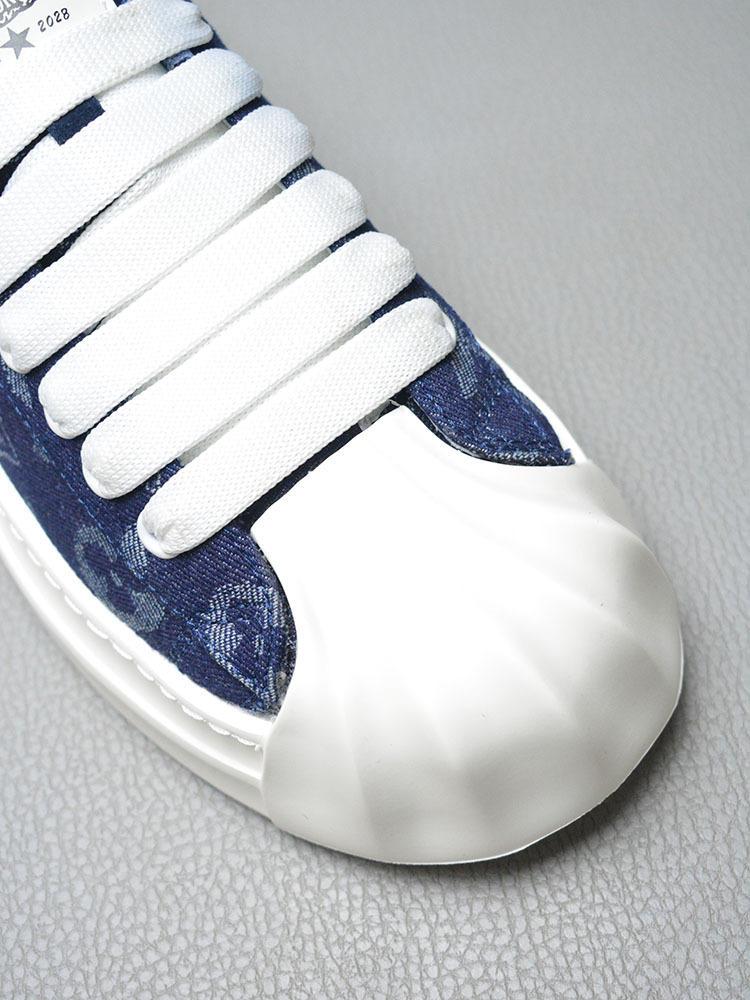 Free Shipping Designer New Fashion Advanced Print Mens Shoes Spring and Autumn Breathable Casual Canvas Sneakers Trendy Versatile Light Blue Dark Blue
