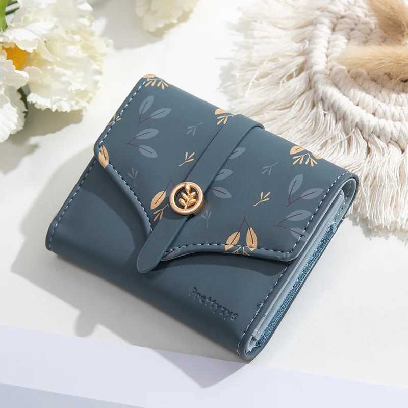 Womens Flower Print Wallet Tri-Fold Clutch Purse with Coin Pocket Card Slots Simple Printed Clasp ClosureW251120