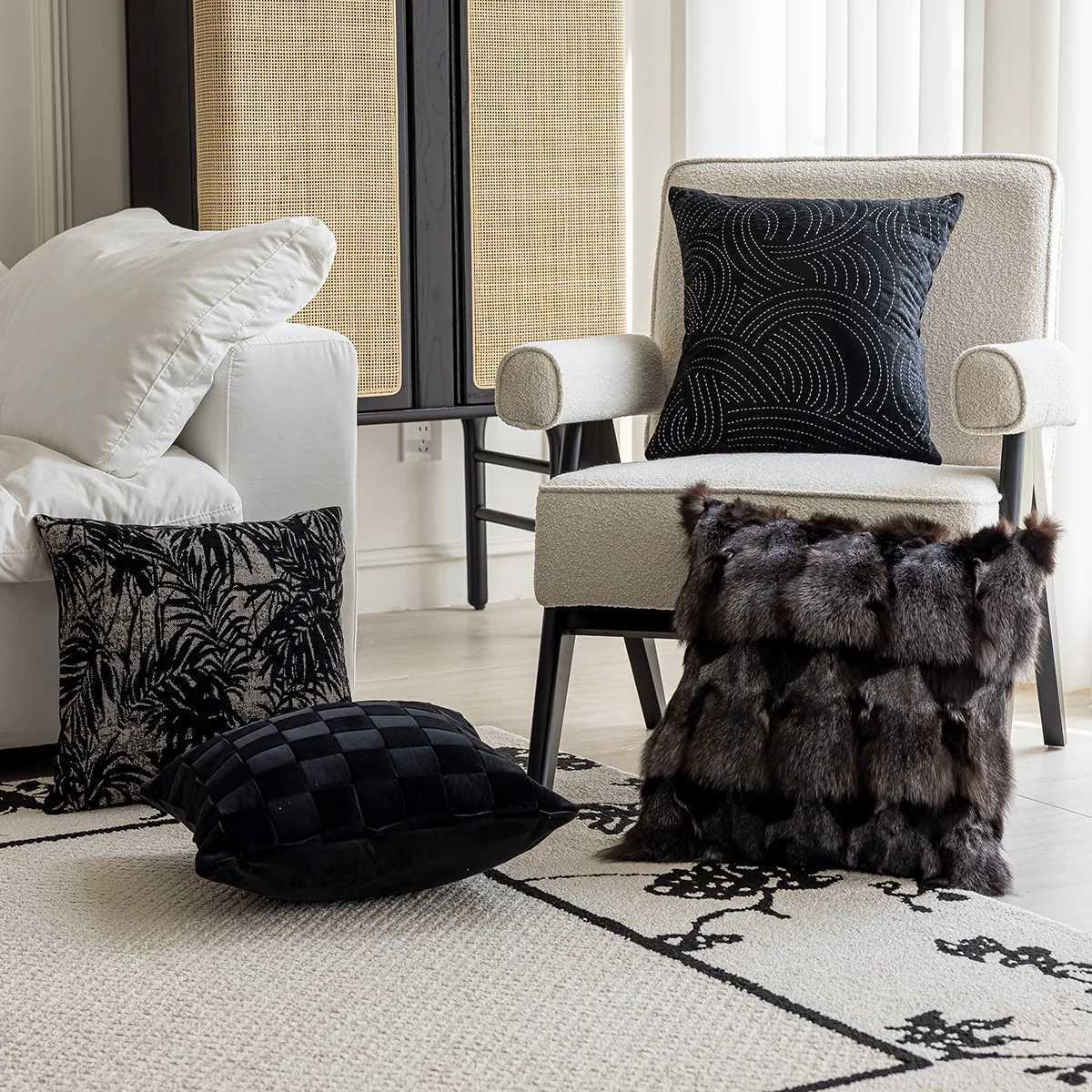 Pillow Case 2024 Black Light Luxury Cushion Cover High End Plaid Woven case Modern Minimst Living Room Decoration with cases C251120