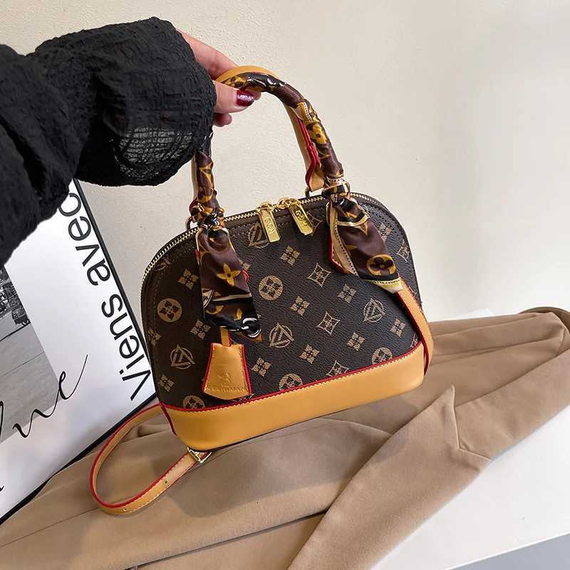 2025 Vintage Mogram Shell Bag for Wen Crossbody Purse Designer Bag with Adjustable Strap for Daily Cmuter Y251120