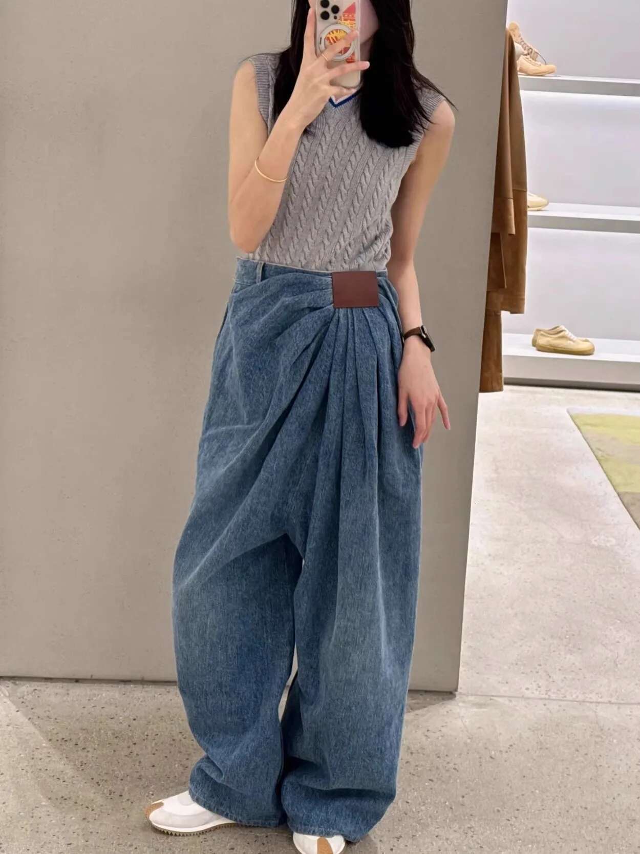 American Wide Leg Denim For Women In Spring And Autumn, Fashionable Pleated Design, Loose Or Length Pants