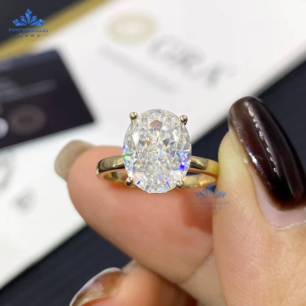 Unisex 811mm Oval Cut Moissanite Gemstone Rings 14K Gold Claw Setting Ring for Engagement and Weddings