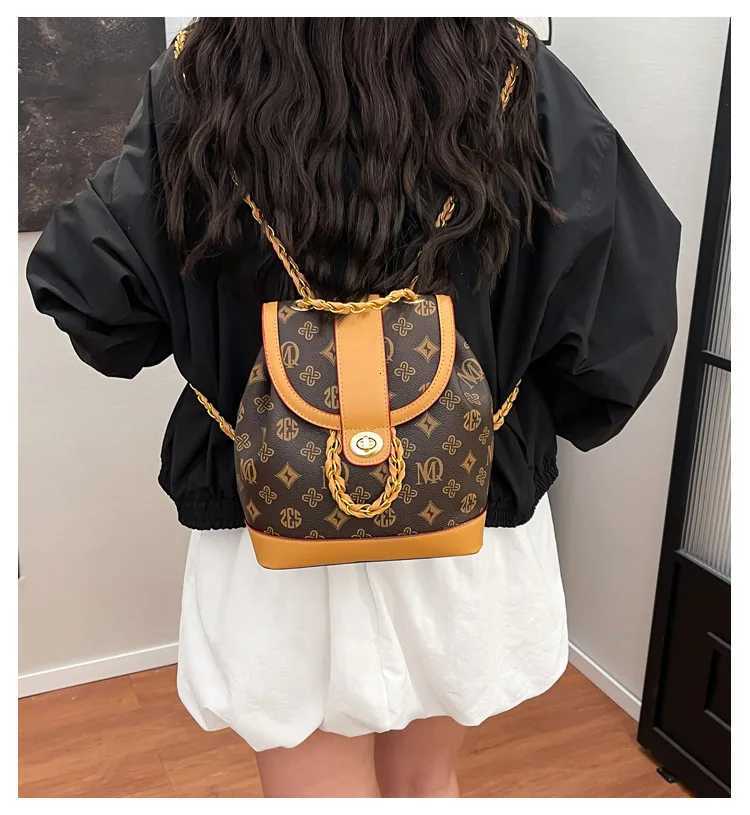 2025 New Wens Printed Light Luxury Messenger Bag - Large Capacity Mti-Functial Chain Backpack Y251120