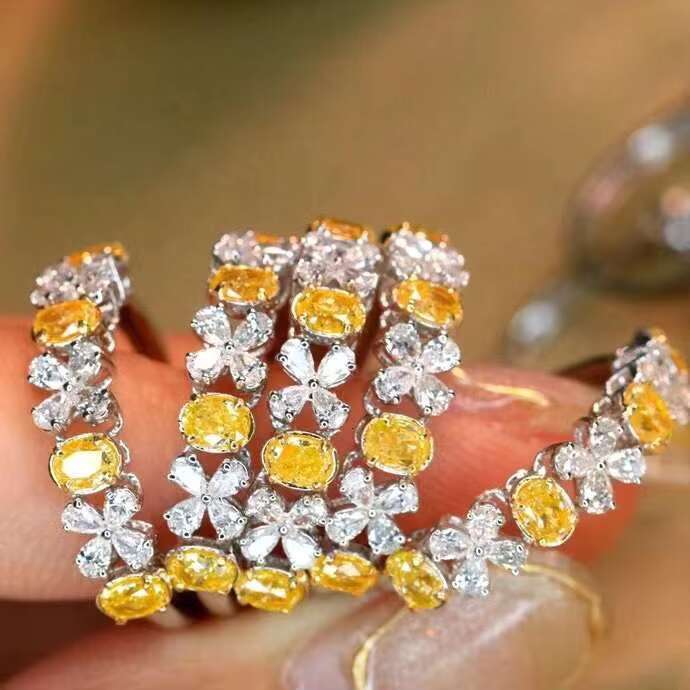 DHCollections 18K Gold Ring with White and Yellow Diamond Leaf Design for Women Stacking Wedding Band Jewellery