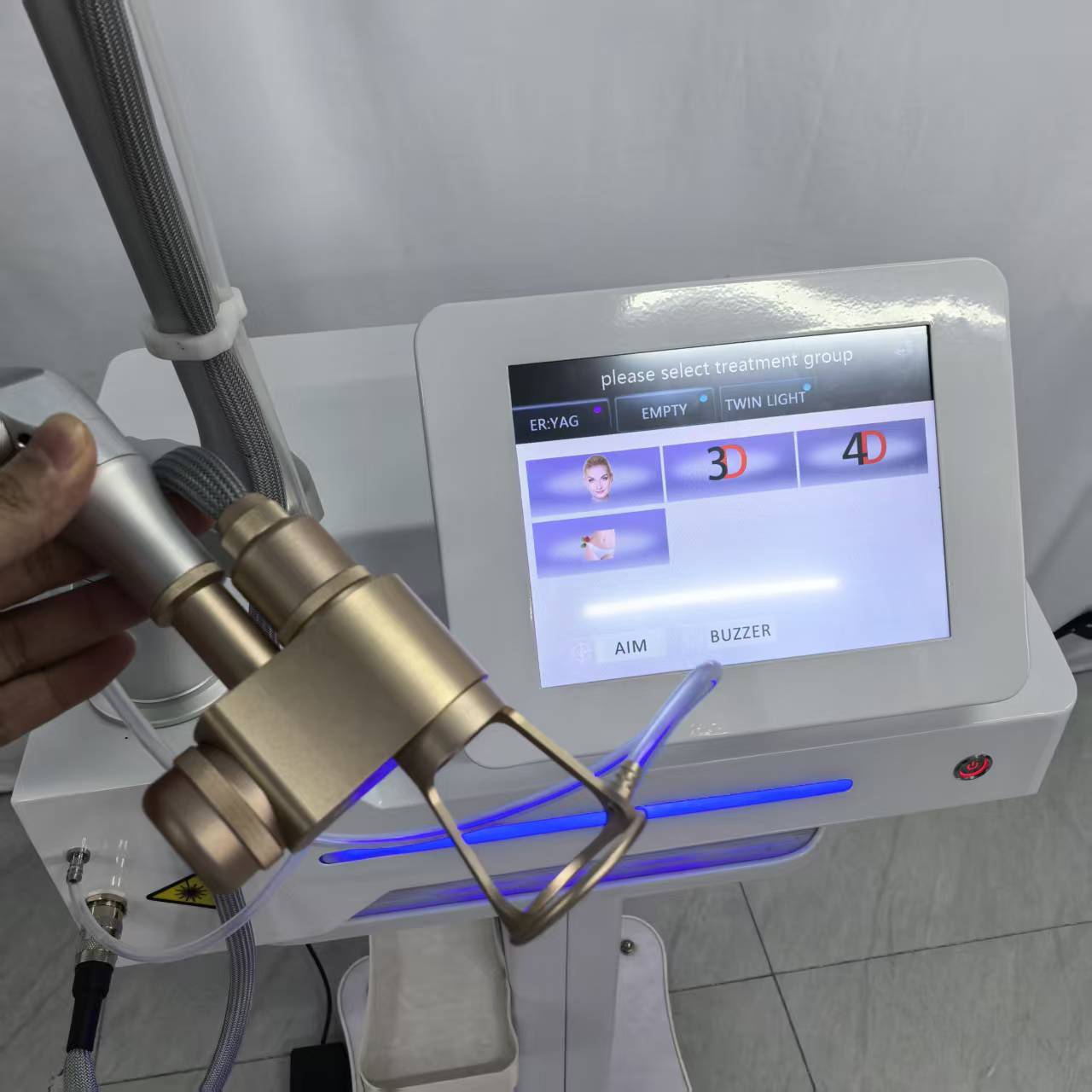 Professional Fractional CO2 Laser Equipment For Scar Removal Wrinkle Reduction Skin Rejuvenation and Vaginal Tightening Beauty Salon Spa Clinic Use