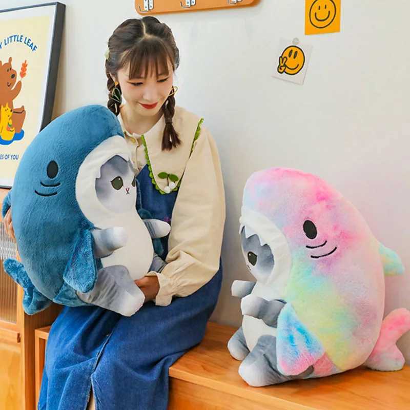 Hot Cute Shark Cat Fried Shrimp Cat Plush Doll Pillow Doll Beautiful Room Car Bag Decoration Pendant Opening Holiday Gift G251120