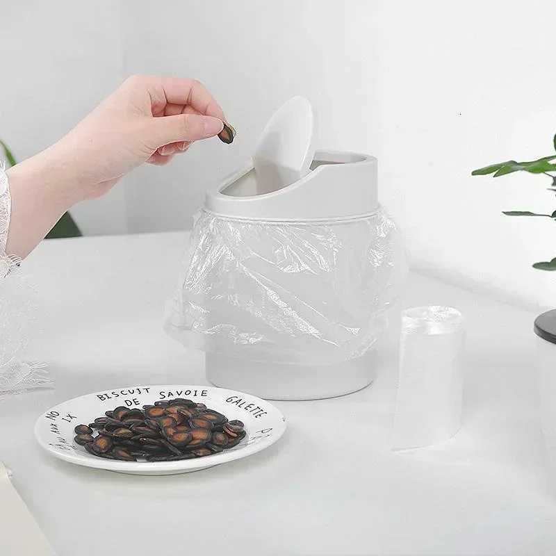 NEW 1Pcs Mini Desktop Bin Trash Can Garbage Can Clean Workspace Trash Can Tube with Cover Bedroom Box Home Desk C251120