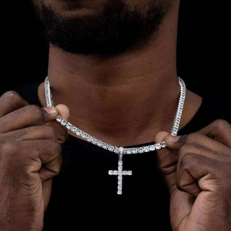 Hip Hop Jewelry Christian Jesus Necklace Inlaid with 5A moissanite Cross Pendant
