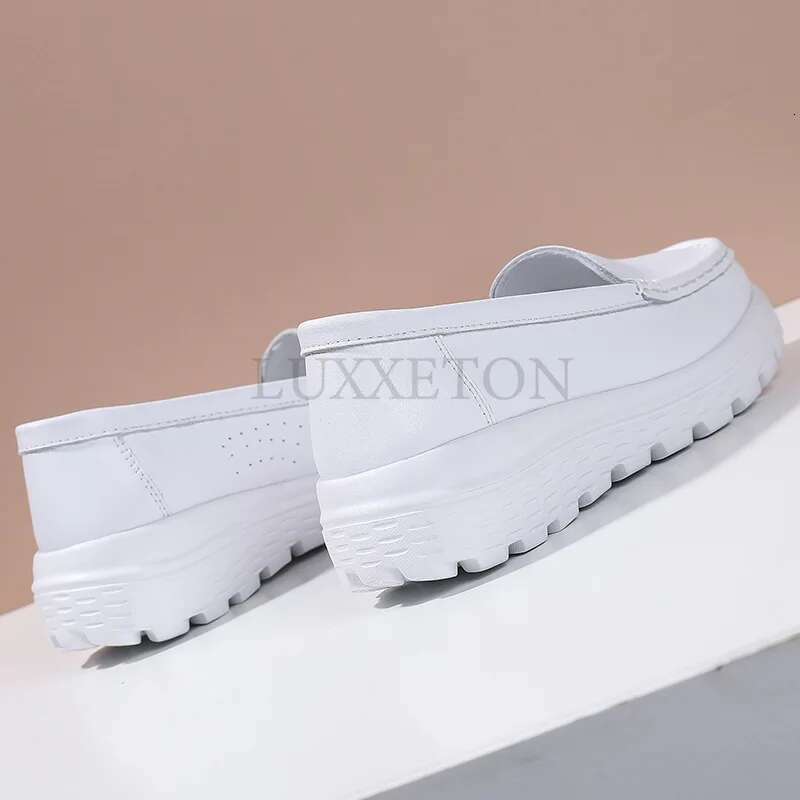 Genuine Leather Nurse Women Soft Breathable Lightweight Comfortable Medical Shoes Thick Sole Anti Slip Work Shoe