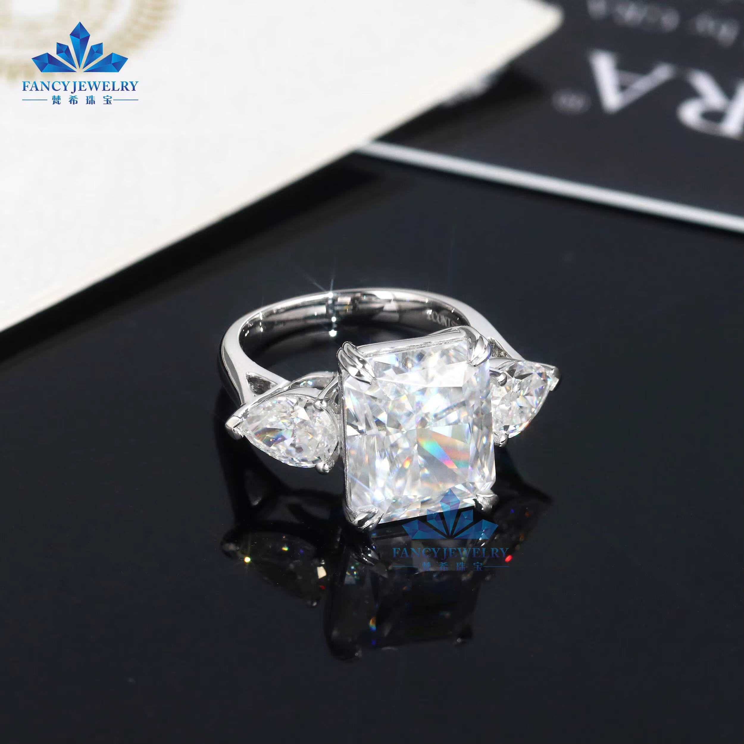 Custom High Quality Big Size 18K Solid Gold 8CT 10x12MM Ice Crushed Radiant Cut Moissanite Ring Women Engagement