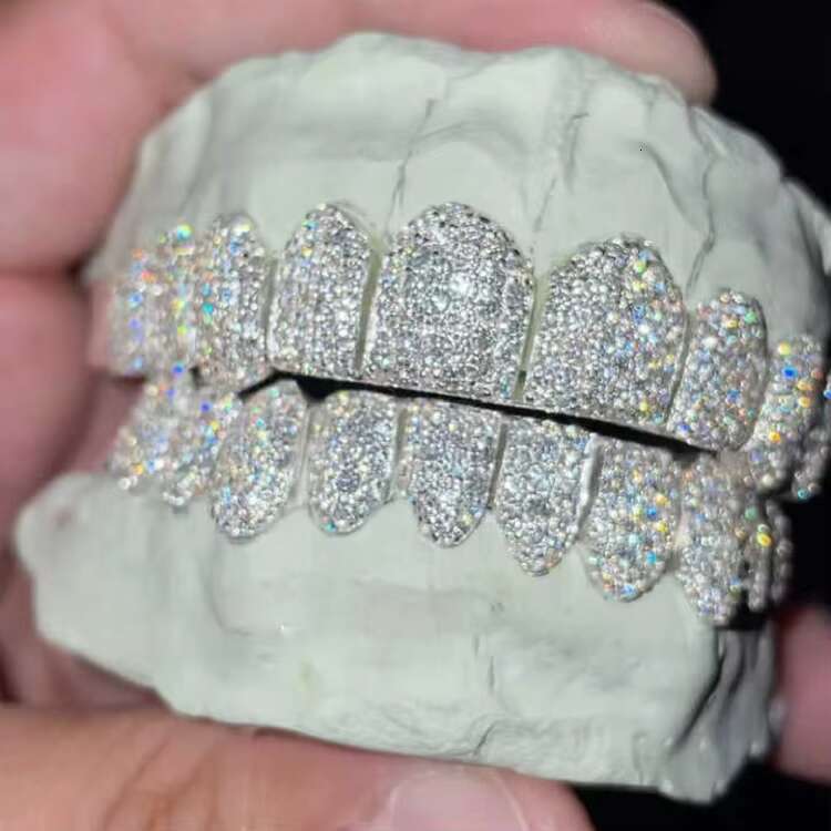Iced Out Grillz VVS Moissanite Diamond Teeth Grillz in 10k 14k 18k Gold or Silver Custom Design Jewelry