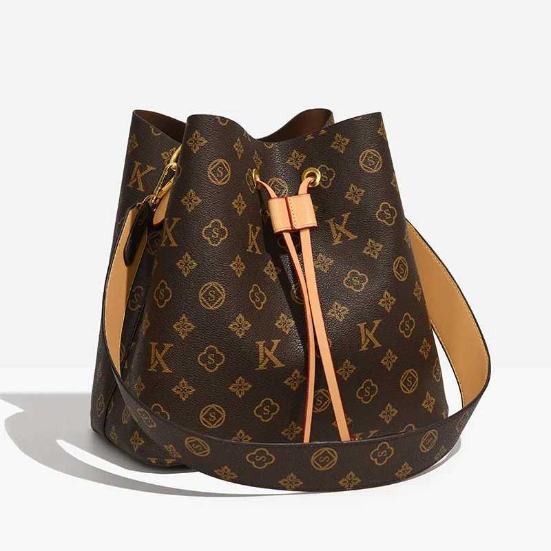 2025 New Shoder Textured Bucket Bag Fi Versatile Handbag Premium Wens Crossbody Bag Y251120